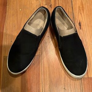 Ladies Vionic brand slip on shoes, sz 10, black suede leather, Vionic innersoles